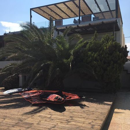Windsurfing Seaside Apartment Artemida Esterno foto