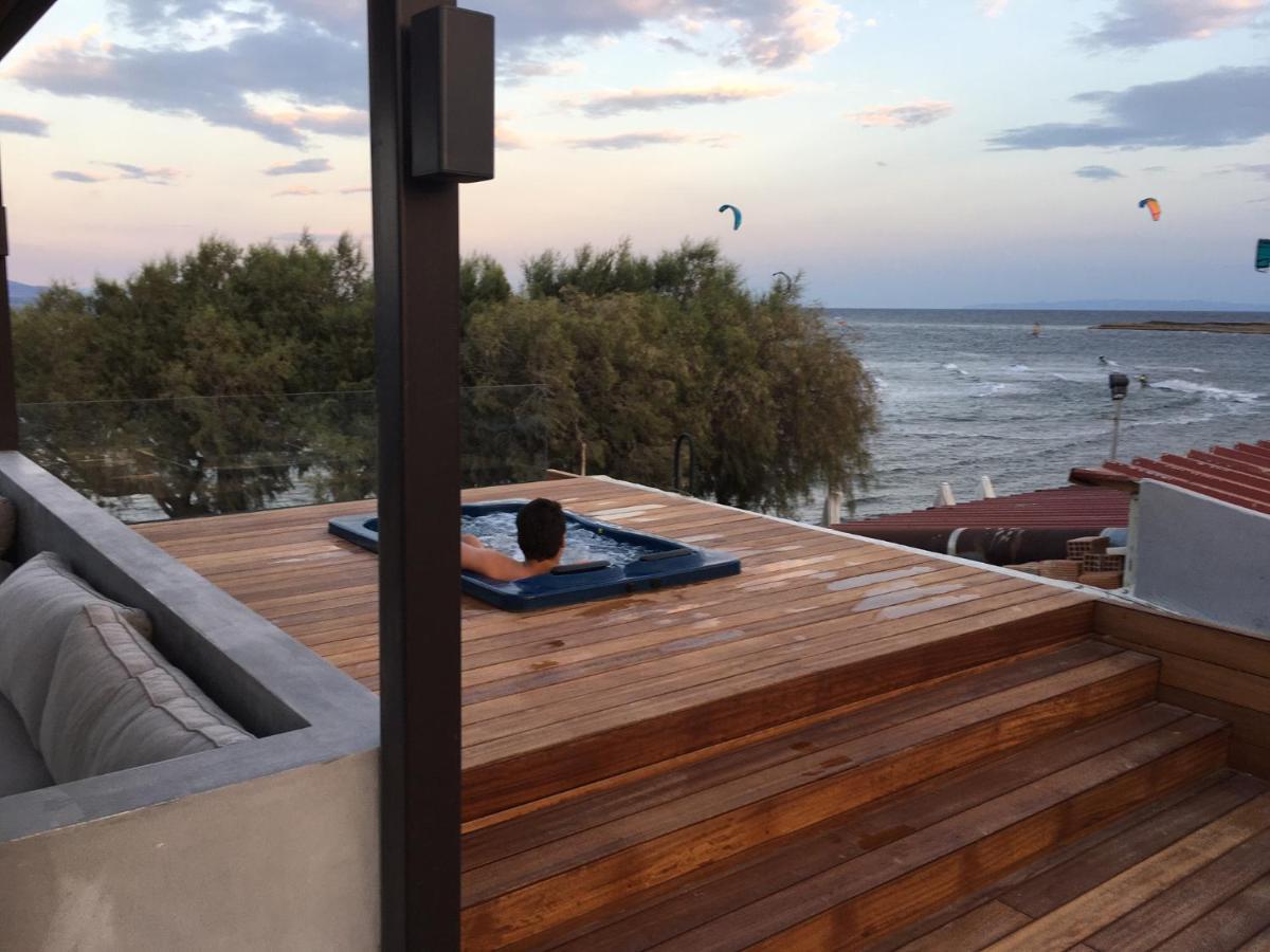 Windsurfing Seaside Apartment Artemida Esterno foto
